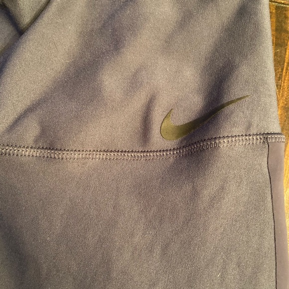 Nike dry fit leggings - Picture 2 of 4